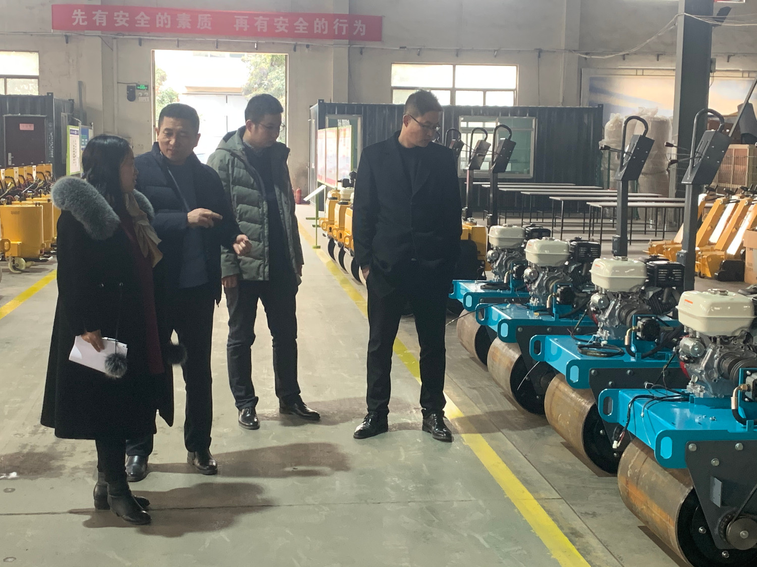 今日下午濟寧市應急管理局來我司(山東思拓瑞克工程機械)參觀指導