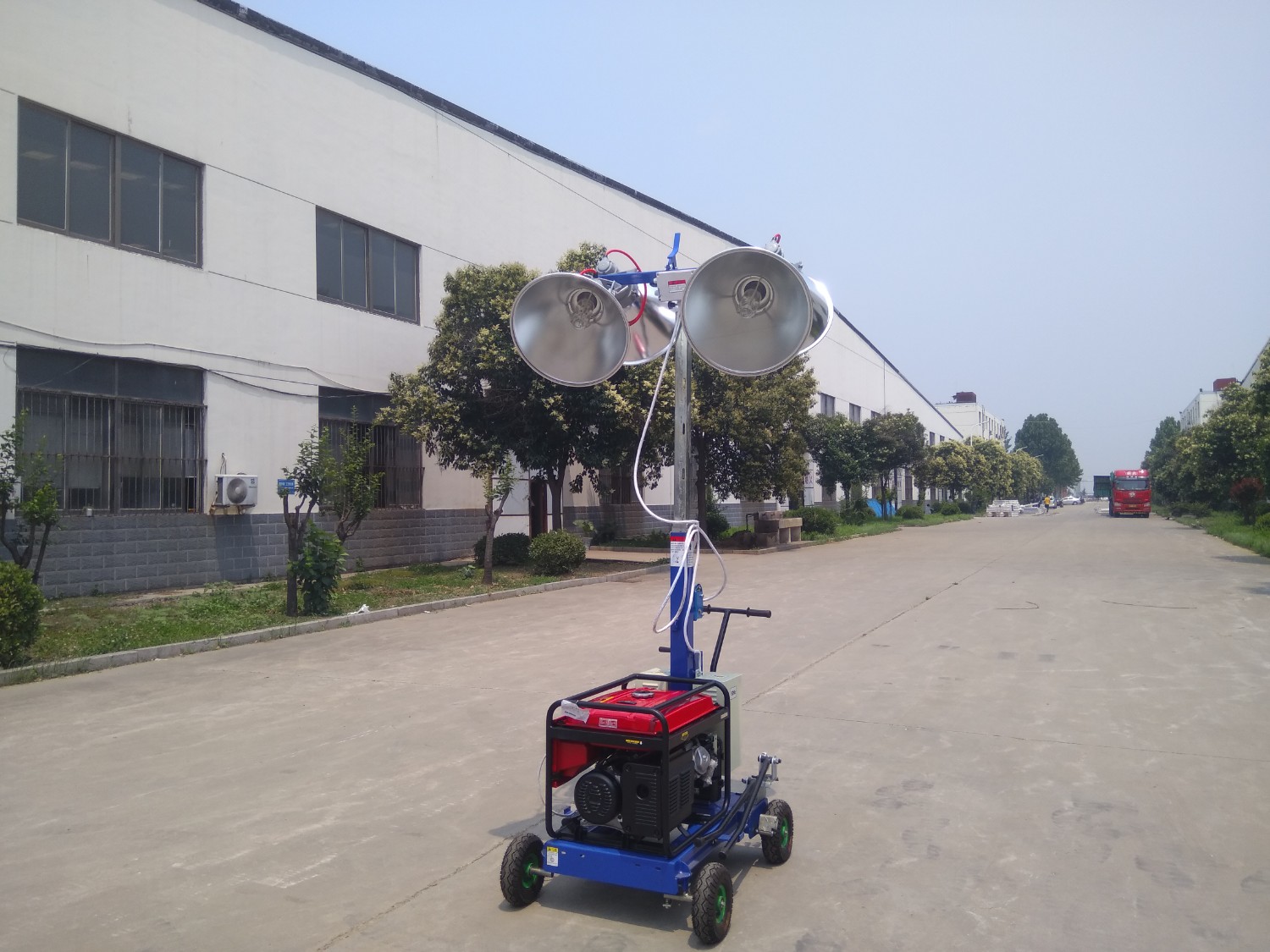 手扶式照明車上的金鹵燈優勢及作用有哪些？