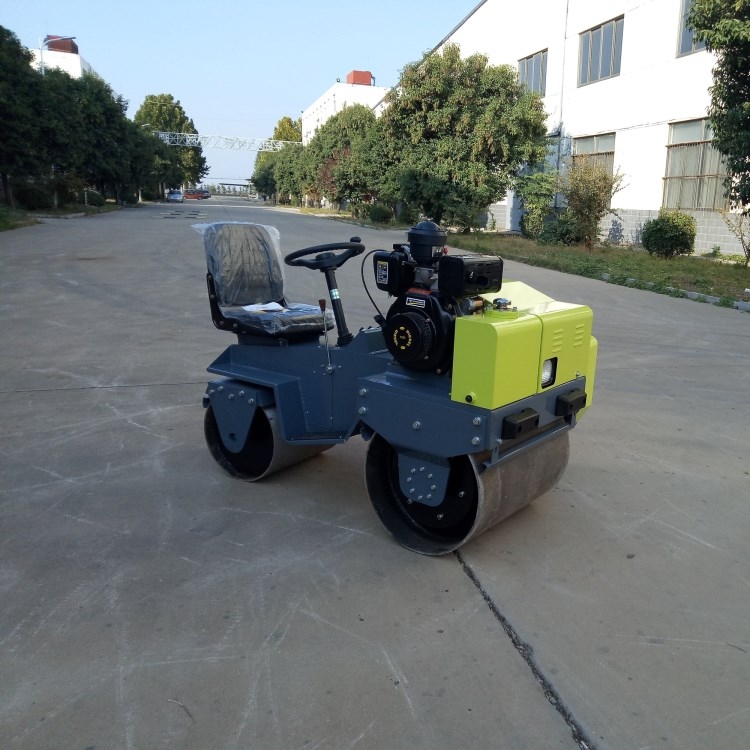 壓路機廠家教給您如何進行壓路機散熱？