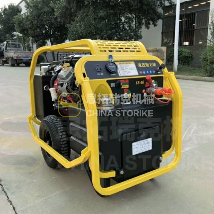 如何操作小型雙回路液壓動力站？