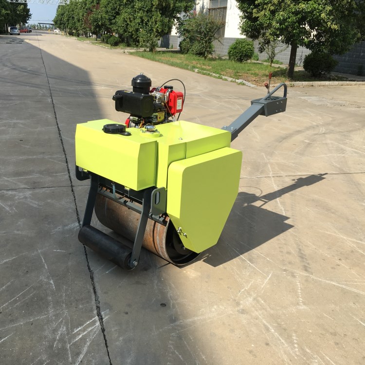 手推壓路機
